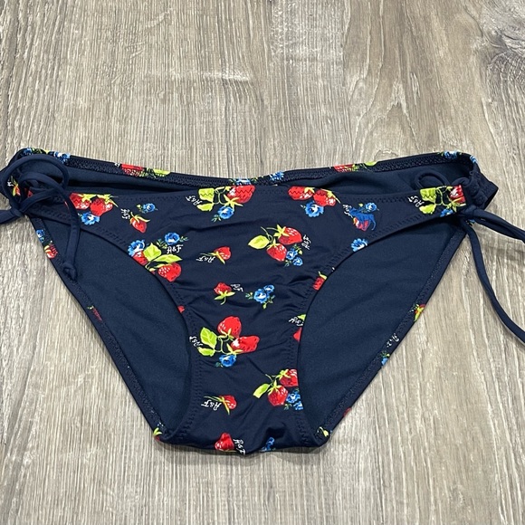 Abercrombie & Fitch Other - Abercrombie & Fitch Bikini Bottoms Strawberries M J11